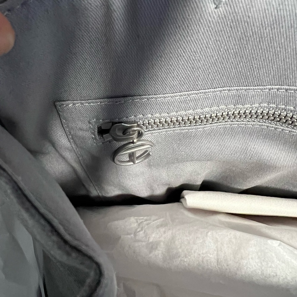 Telfar tote - Picture 5 of 9